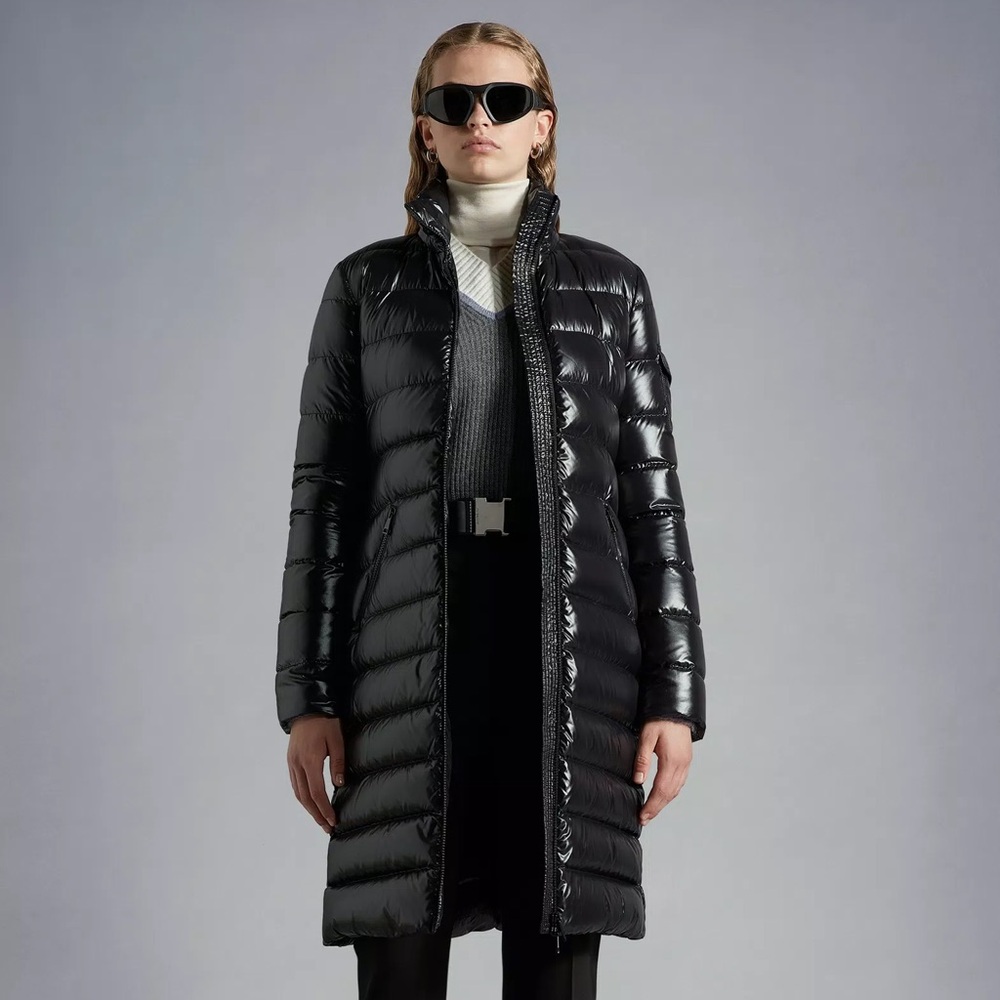 LONG DOWN JACKET Montcler worn 2 times. SIZE 1